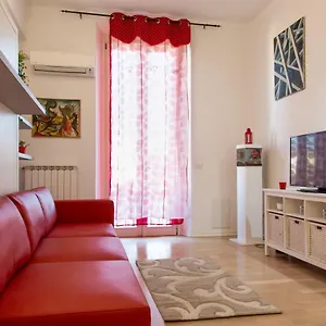 Red House - , Firenze Italia